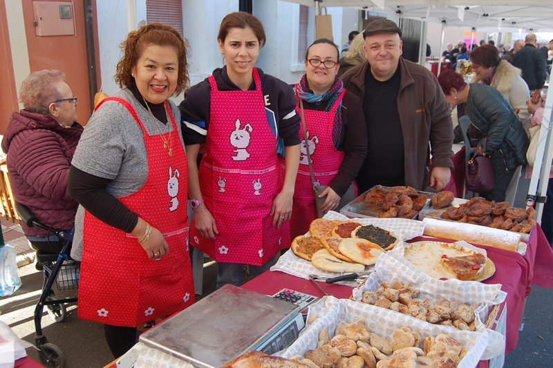 Associacionisme i productes de proximitat es promocionen a la Fira de Comerç de Benidoleig Associacionisme i productes de proximitat es promocionen a la Fira de Comerç de Benidoleig