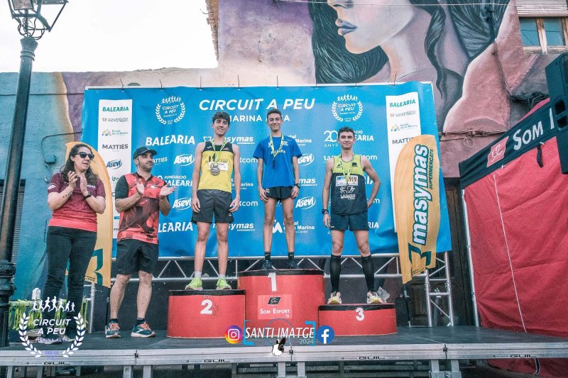 Isabel Ferrer i Moha Rida guanyen a Jesús Pobre i segueixen dominant el Circuit a Peu Marina Alta Isabel Ferrer i Moha Rida guanyen a Jesús Pobre i segueixen dominant el Circuit a Peu Marina Alta