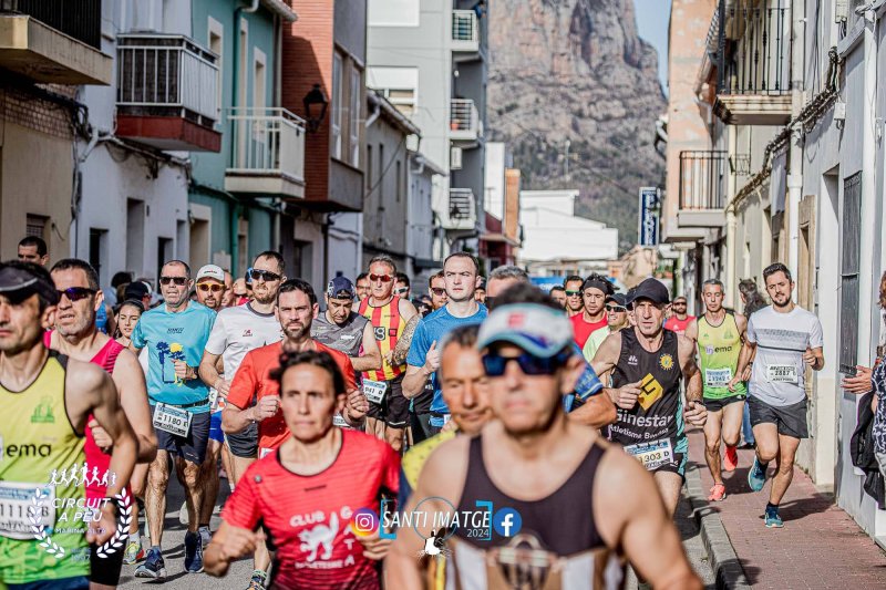 Isabel Ferrer i Moha Rida guanyen a Jesús Pobre i segueixen dominant el Circuit a Peu Marina Alta Isabel Ferrer i Moha Rida guanyen a Jesús Pobre i segueixen dominant el Circuit a Peu Marina Alta