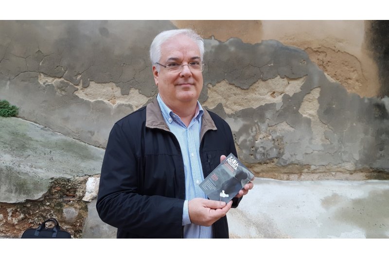 Toni Reig presenta su libro sobre crimenes en la comarca dentro del festival Xàbia Negra Toni Reig presenta su libro sobre crimenes en la comarca dentro del festival Xàbia Negra