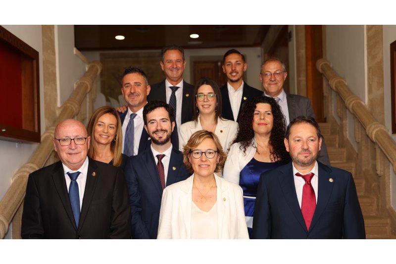 El gobierno de Xàbia distribuye las delegaciones en función de los “perfiles profesionales” y con el ánimo de “trabajar, trabajar y trabajar”  El gobierno de Xàbia distribuye las delegaciones en función de los “perfiles profesionales” y con el ánimo de “trabajar, trabajar y trabajar”