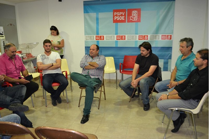 Santos Pastor y Encarna Cabrera compiten en las primarias del PSPV de Calp Santos Pastor y Encarna Cabrera compiten en las primarias del PSPV de Calp