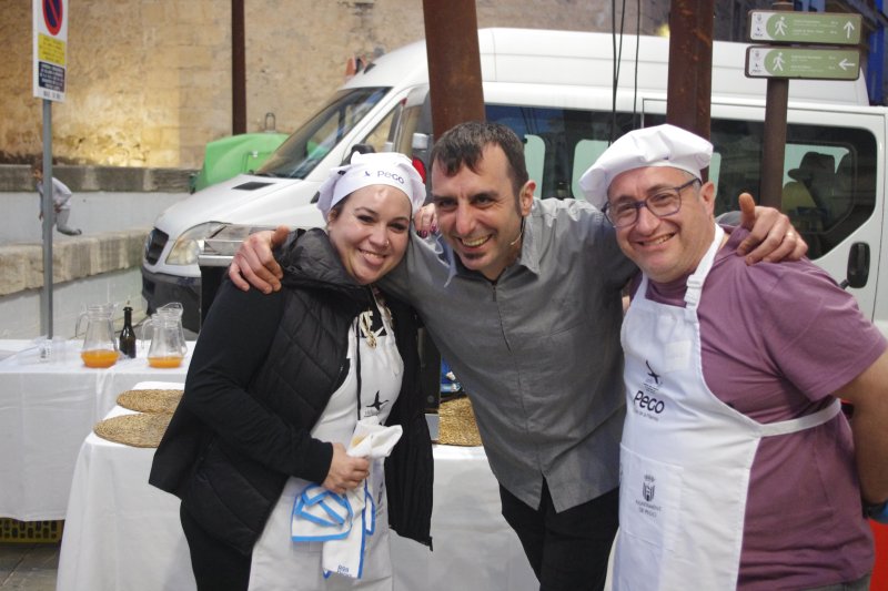 Casa Meua és Casa Teua visita la casa de comidas de Evarist Miralles en la Vall de Laguar Casa Meua és Casa Teua visita la casa de comidas de Evarist Miralles en la Vall de Laguar