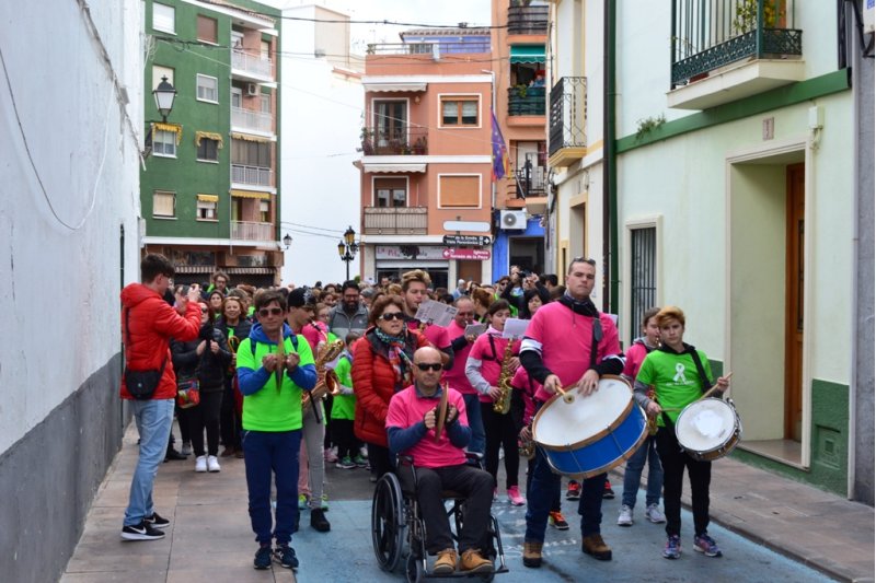 Marcha a favor de la lucha contra el cáncer en Calp Marcha a favor de la lucha contra el cáncer en Calp