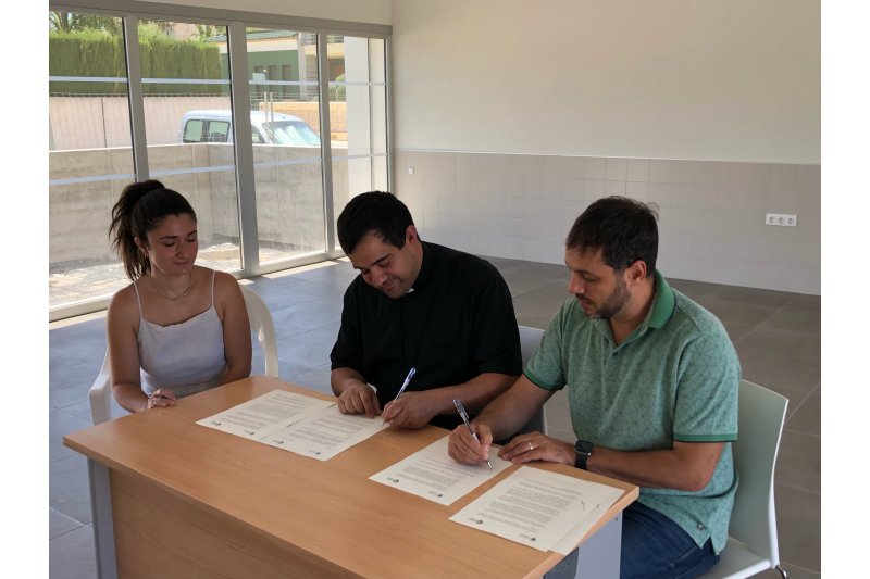 El patronato de la Residencia de Ondara aborda la firma de los convenios para la asunción de la gestión del Centro de Día El patronato de la Residencia de Ondara aborda la firma de los convenios para la asunción de la gestión del Centro de Día