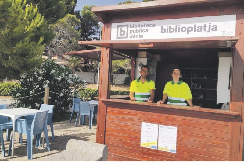 El acceso al final de Les Rotes se cierra desde hoy y empieza a funcionar el trenet El acceso al final de Les Rotes se cierra desde hoy y empieza a funcionar el trenet