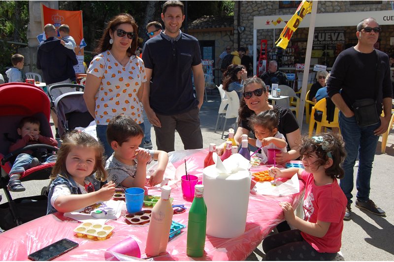La gastronomía valenciana y murciana se hermanan en Benidoleig para perpetuar el espíritu del porrat de San Vicente La gastronomía valenciana y murciana se hermanan en Benidoleig para perpetuar el espíritu del porrat de San Vicente
