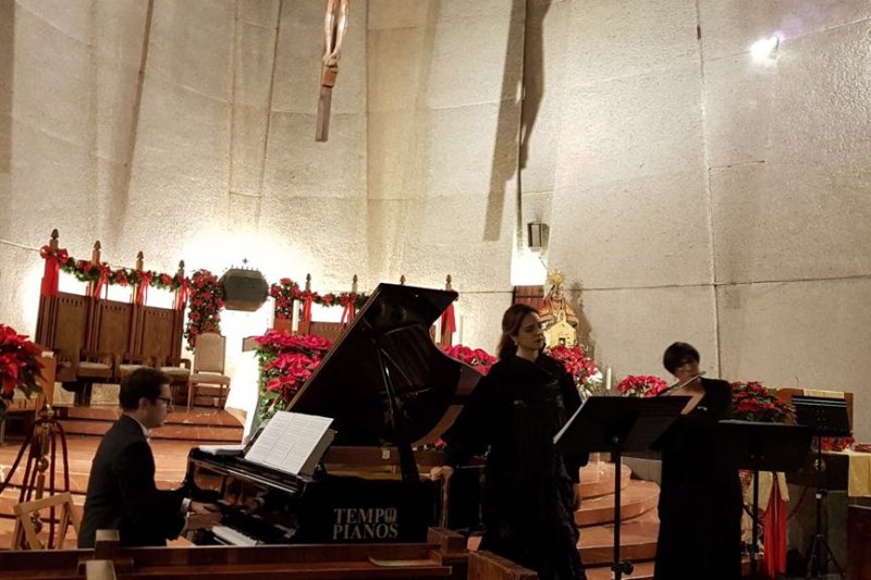 El recital benéfico de Xàbia recauda 2.500 euros para la lucha contra el cáncer El recital benéfico de Xàbia recauda 2.500 euros para la lucha contra el cáncer