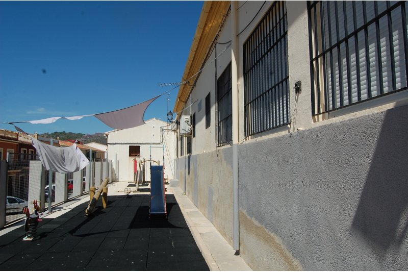 La Conselleria d’Educació deixa en suspensió l’aula d’infantil de Sanet i Els Negrals per falta d’alumnes La Conselleria d’Educació deixa en suspensió l’aula d’infantil de Sanet i Els Negrals per falta d’alumnes