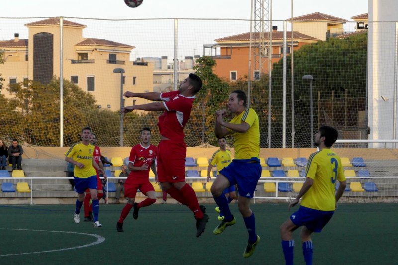 Preferent: El Dénia trau profit d'una mala vesprada del porter pegolí (4-3)  Preferent: El Dénia trau profit d'una mala vesprada del porter pegolí (4-3)