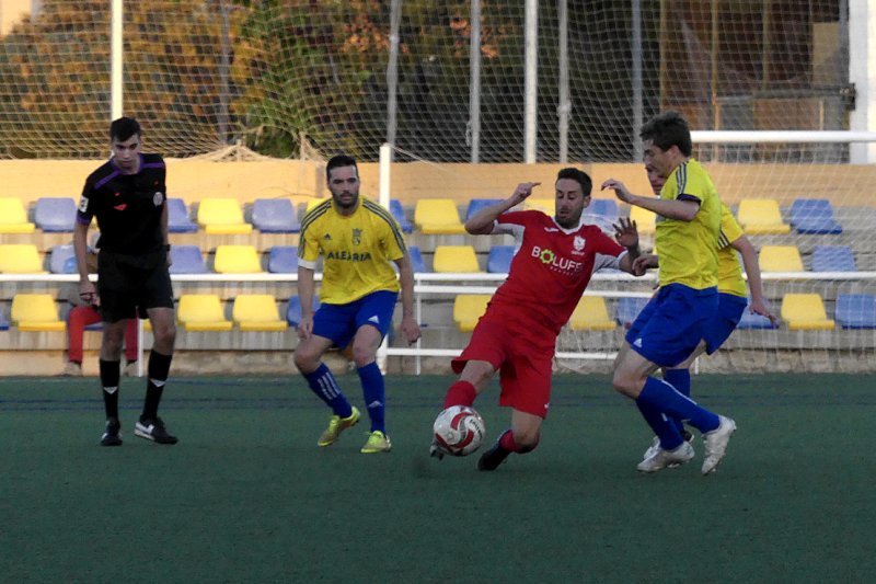 Preferent: El Dénia trau profit d'una mala vesprada del porter pegolí (4-3)  Preferent: El Dénia trau profit d'una mala vesprada del porter pegolí (4-3)