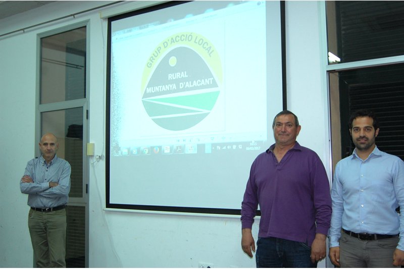 Sanet i Els Negrals:  El Grup d’Acció Local es presenta com a ferramenta de desenvolupament de l’entorn rural Sanet i Els Negrals:  El Grup d’Acció Local es presenta com a ferramenta de desenvolupament de l’entorn rural