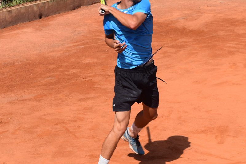 Tenis: Los jugadores de la comarca Sergi Pérez y Marc Giner caen ante los favoritos en el Orysol Tenis: Los jugadores de la comarca Sergi Pérez y Marc Giner caen ante los favoritos en el Orysol