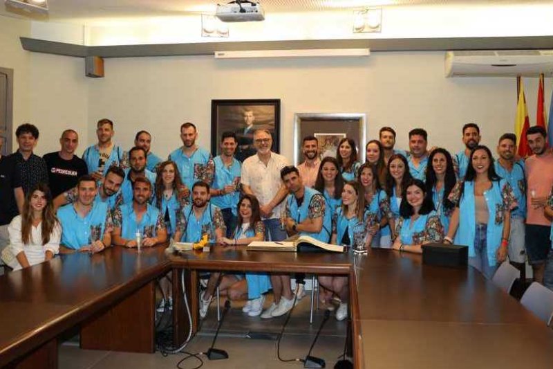 José Luis Gayà, pregoner de les festes de Pedreguer: “Hem senc orgullós de portar el nom del meu poble per tot arreu”    José Luis Gayà, pregoner de les festes de Pedreguer: “Hem senc orgullós de portar el nom del meu poble per tot arreu”