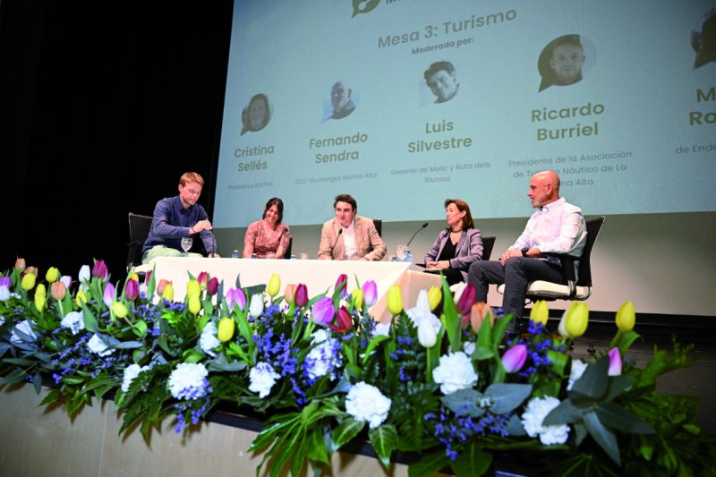 El foro Compartir Marina Alta lanza la propuesta de crear una marca comarcal que ayude a difundir la oferta turística El foro Compartir Marina Alta lanza la propuesta de crear una marca comarcal que ayude a difundir la oferta turística