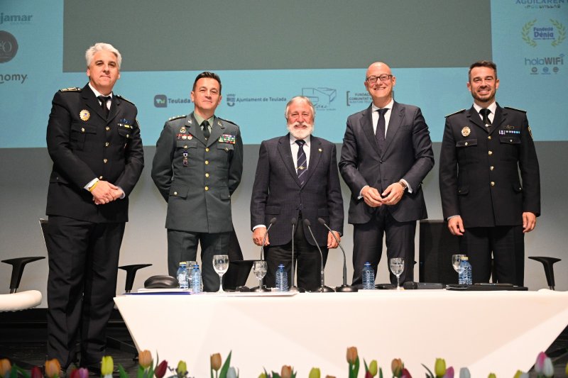 El foro Compartir Marina Alta lanza la propuesta de crear una marca comarcal que ayude a difundir la oferta turística El foro Compartir Marina Alta lanza la propuesta de crear una marca comarcal que ayude a difundir la oferta turística