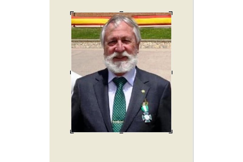 Gabriel Martínez recibe la Cruz con Distintivo Blanco de la Orden del Mérito de la Guardia Civil Gabriel Martínez recibe la Cruz con Distintivo Blanco de la Orden del Mérito de la Guardia Civil