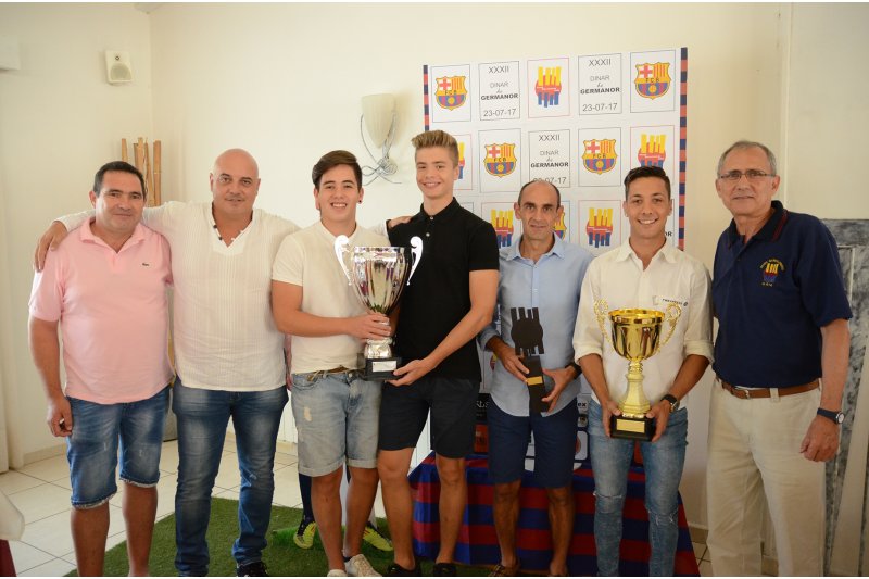 Futbol: La Penya Barcelonista Gata destaca el futbolista David Molines i l’atleta Nasio Cardona en el seu dinar de germanor Futbol: La Penya Barcelonista Gata destaca el futbolista David Molines i l’atleta Nasio Cardona en el seu dinar de germanor