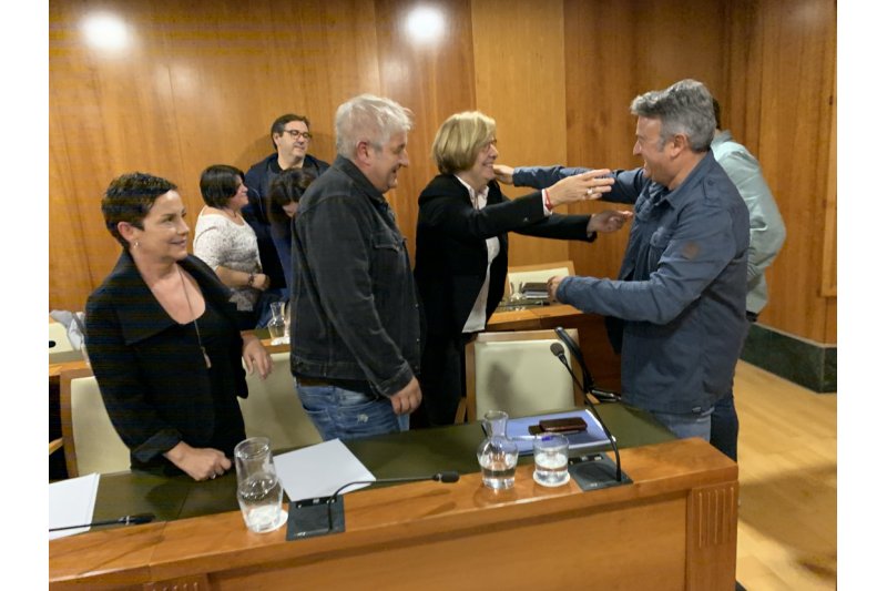 El gobierno de Xàbia admite errores en el proceso de concesión de licencias para un restaurante en el Montanyar pero salva la reprobación a la concejala de Urbanismo El gobierno de Xàbia admite errores en el proceso de concesión de licencias para un restaurante en el Montanyar pero salva la reprobación a la concejala de Urbanismo