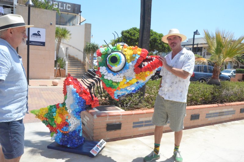 Veinticinco esculturas que invitan a reflexionar y a celebrar la vida Veinticinco esculturas que invitan a reflexionar y a celebrar la vida