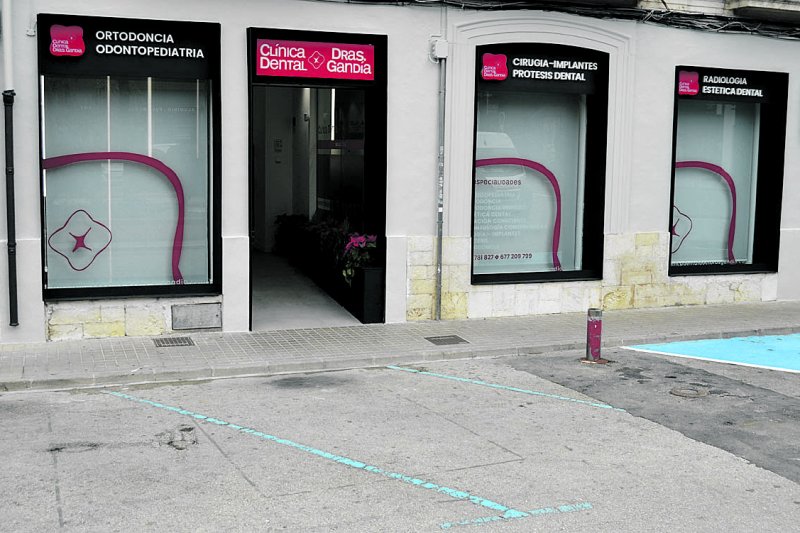 ¿Conoces las nuevas instalaciones de la Clínica Dental de las Dras. Gandía? ¿Conoces las nuevas instalaciones de la Clínica Dental de las Dras. Gandía?