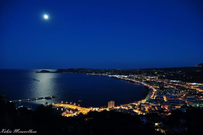 El horizonte perfecto de la Xàbia Meravellosa El horizonte perfecto de la Xàbia Meravellosa