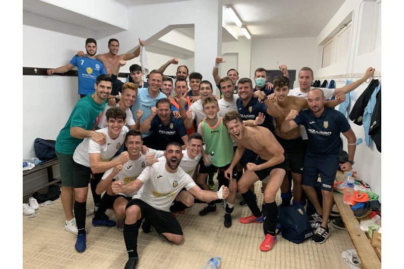 Preferente: El Pedreguer conquista el Diego Mena y despoja al Dénia del título de invicto (0-2) Preferente: El Pedreguer conquista el Diego Mena y despoja al Dénia del título de invicto (0-2)