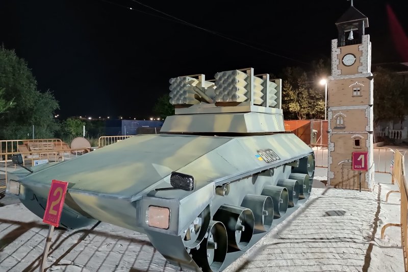 La crema de míssils i material bèl·lic fa de la falla de Pamis un al·legat contra la guerra d’Ucraïna La crema de míssils i material bèl·lic fa de la falla de Pamis un al·legat contra la guerra d’Ucraïna