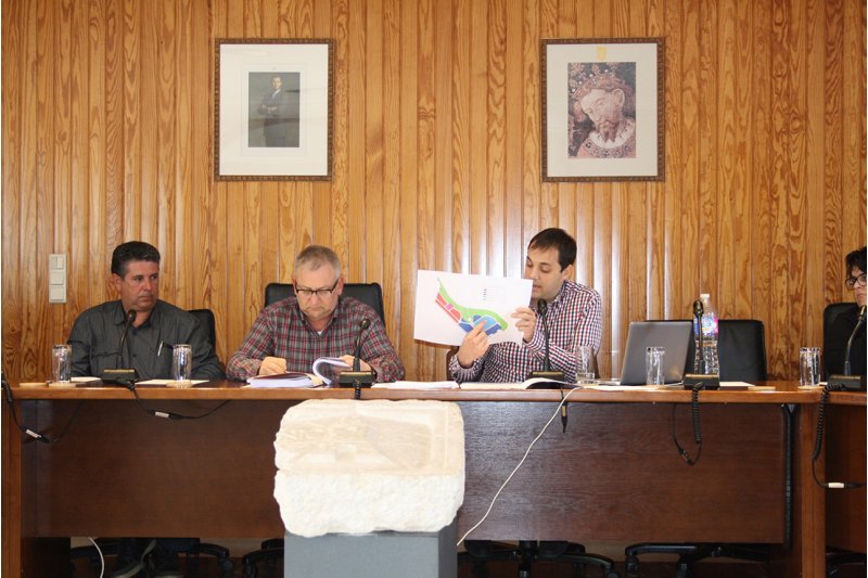 Ondara: El PP acusa a l’alcalde d’haver mentit sobre la instal·lació d’una empresa d’articles esportius en el parc comercial Ondara: El PP acusa a l’alcalde d’haver mentit sobre la instal·lació d’una empresa d’articles esportius en el parc comercial