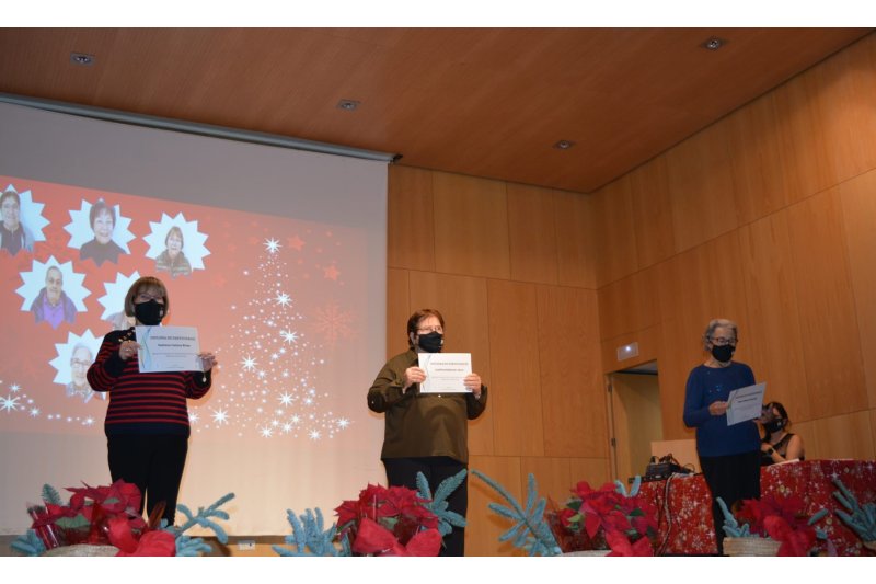 La gente mayor del Verger protagoniza la gala La Veu de Nadal La gente mayor del Verger protagoniza la gala La Veu de Nadal
