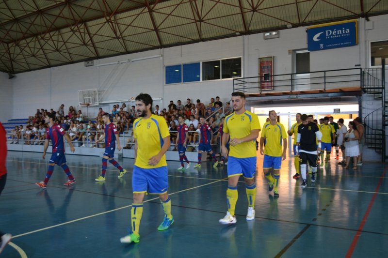 El Dénia se presenta con el objetivo de jugar la Copa del Rey sin renunciar al título liguero El Dénia se presenta con el objetivo de jugar la Copa del Rey sin renunciar al título liguero