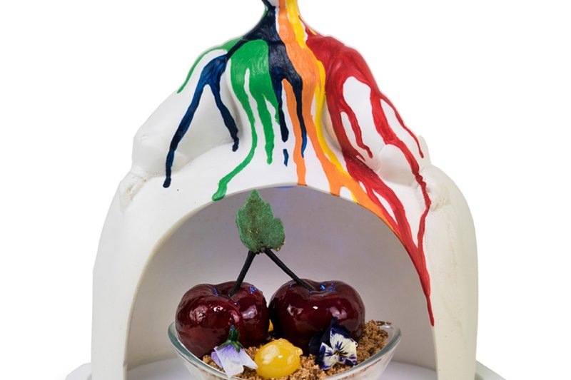 El pedreguer gelater Óscar Palacio concorre al campionat d’Espanya amb una fusió de xocolates i art El pedreguer gelater Óscar Palacio concorre al campionat d’Espanya amb una fusió de xocolates i art