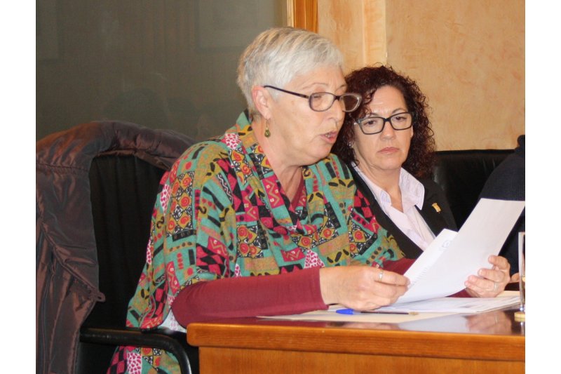 Pepa Gasquet presenta la renuncia a l’acta de regidora a Ondara Pepa Gasquet presenta la renuncia a l’acta de regidora a Ondara