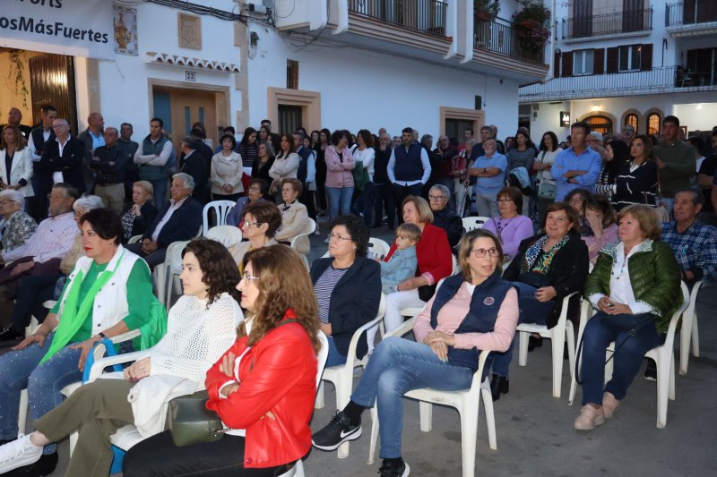 Ciudadanos por Jávea refuerza sus señas de identidad en la presentación de la candidatura que lidera Mavi Pérez Ciudadanos por Jávea refuerza sus señas de identidad en la presentación de la candidatura que lidera Mavi Pérez