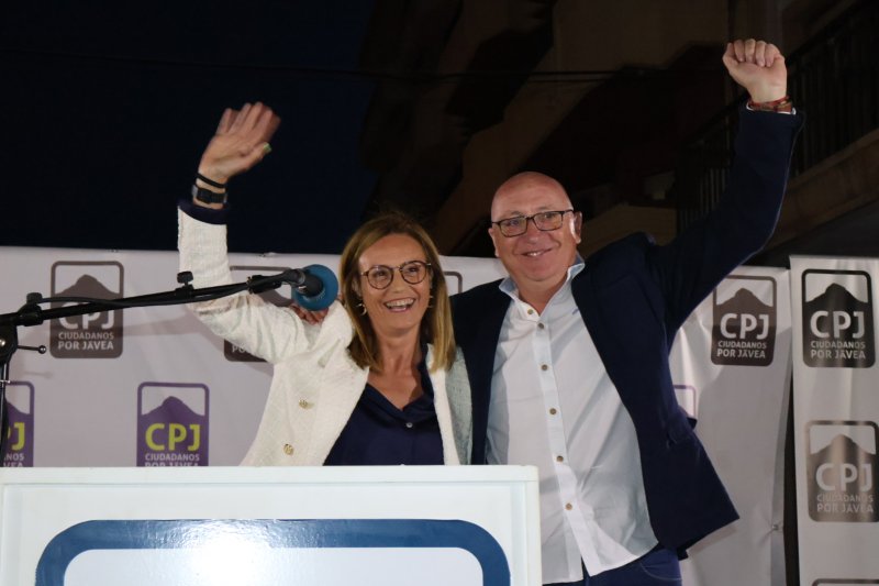 Ciudadanos por Jávea refuerza sus señas de identidad en la presentación de la candidatura que lidera Mavi Pérez Ciudadanos por Jávea refuerza sus señas de identidad en la presentación de la candidatura que lidera Mavi Pérez