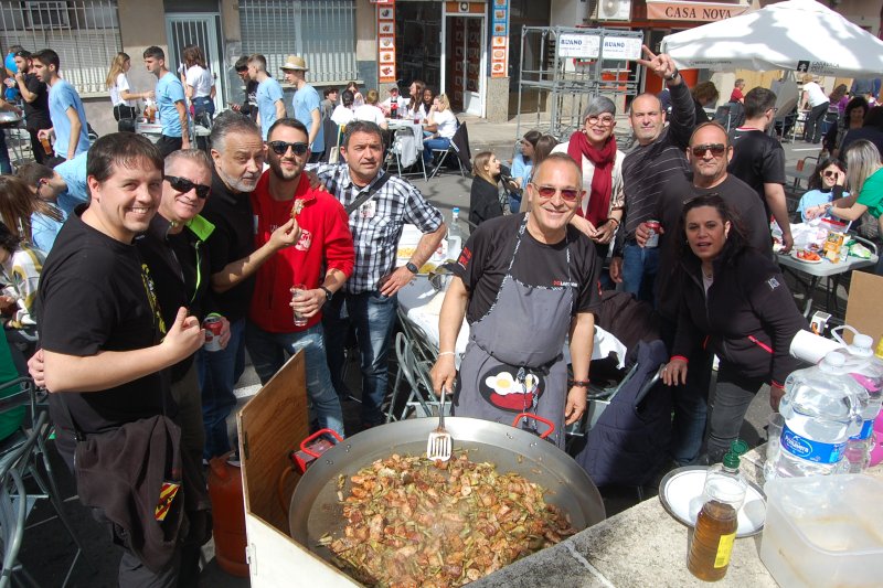 El concurso de paellas de la Font abre el fuego a la celebración fallera de Pego El concurso de paellas de la Font abre el fuego a la celebración fallera de Pego