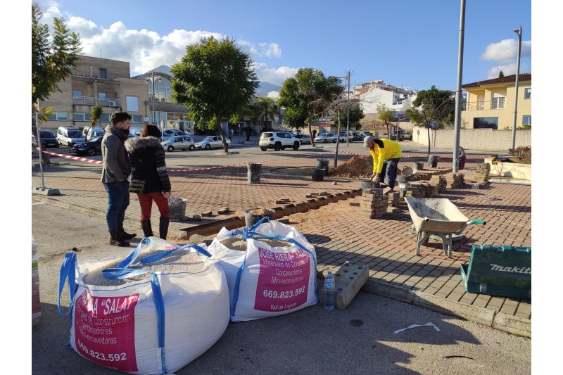 El Ayuntamiento de Pego impulsa el turismo de autocaravanas con la habilitación de una zona de aparcamiento en el paseo del Clot El Ayuntamiento de Pego impulsa el turismo de autocaravanas con la habilitación de una zona de aparcamiento en el paseo del Clot