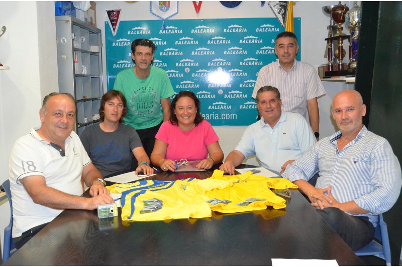 Gema Estrela y Javier Ferreres se disputarán la presidencia del CD Dénia Gema Estrela y Javier Ferreres se disputarán la presidencia del CD Dénia