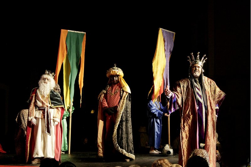 El Misteri dels Reis Mags de Gata reviu la festa del 5 de gener mig segle i un any després El Misteri dels Reis Mags de Gata reviu la festa del 5 de gener mig segle i un any després