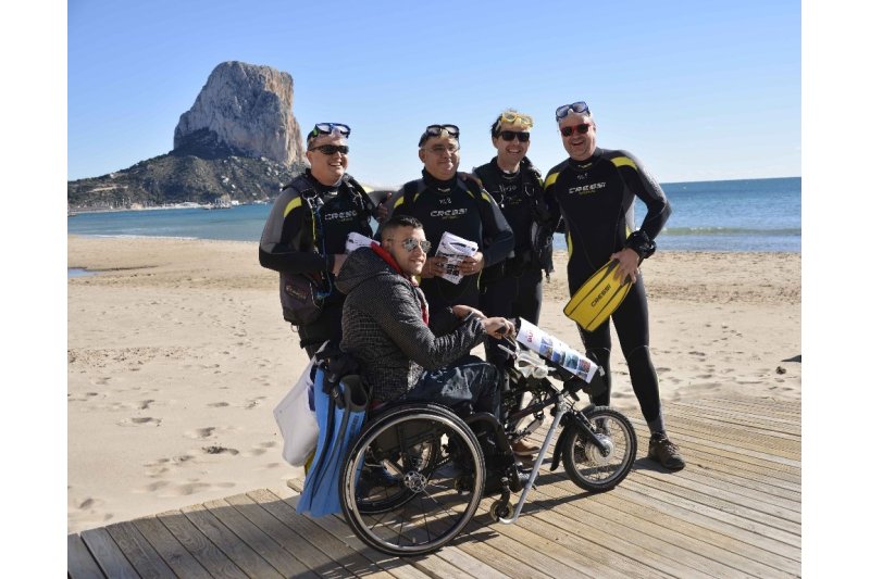 Los buzos invaden Calp para promocionar el Mediterranean Dive Show Los buzos invaden Calp para promocionar el Mediterranean Dive Show