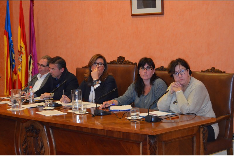 Reacciones al pago de los “sobresueldos” en Dénia Reacciones al pago de los “sobresueldos” en Dénia