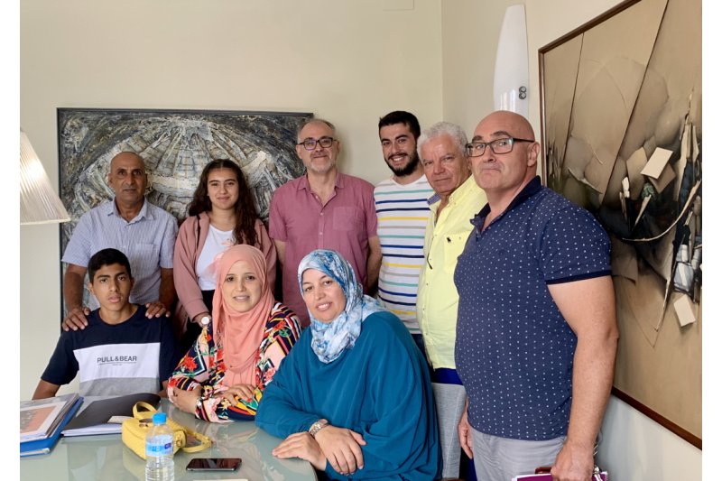 El Ayuntamiento de Pedreguer y la comunidad árabe acuerdan medidas para favorecer la multiculturalidad y la integración El Ayuntamiento de Pedreguer y la comunidad árabe acuerdan medidas para favorecer la multiculturalidad y la integración