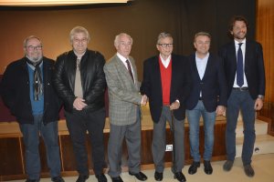 Bas Carbonell presenta en Xàbia su obra Pasión por los libros