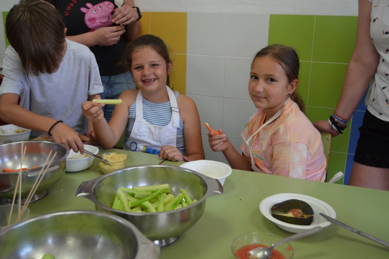 La Marina se cocina en los colegios  La Marina se cocina en los colegios