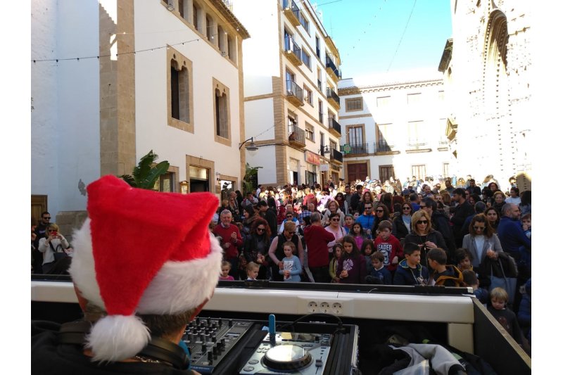 Xàbia suspende la celebración del fin de año familiar Xàbia suspende la celebración del fin de año familiar
