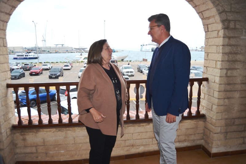 PSPV y Compromís quieren que el Ayuntamiento deje de asumir gastos en el puerto que no le corresponden PSPV y Compromís quieren que el Ayuntamiento deje de asumir gastos en el puerto que no le corresponden