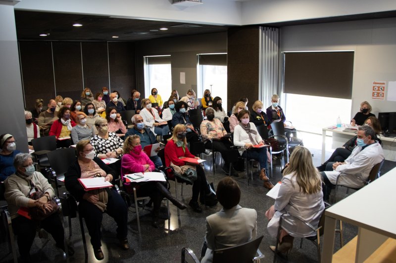 Una treintena de asociaciones de pacientes de la Marina Alta participan en el I Consejo de Pacientes del Departamento de salud de Dénia  Una treintena de asociaciones de pacientes de la Marina Alta participan en el I Consejo de Pacientes del Departamento de salud de Dénia