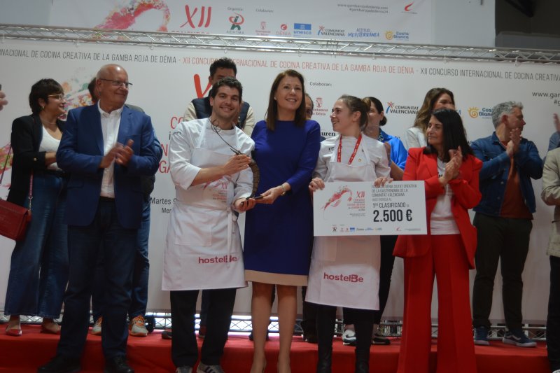 Cristina Gómez, del restaurante Fierro de Valencia, gana el Concurso de la Gamba Roja Cristina Gómez, del restaurante Fierro de Valencia, gana el Concurso de la Gamba Roja