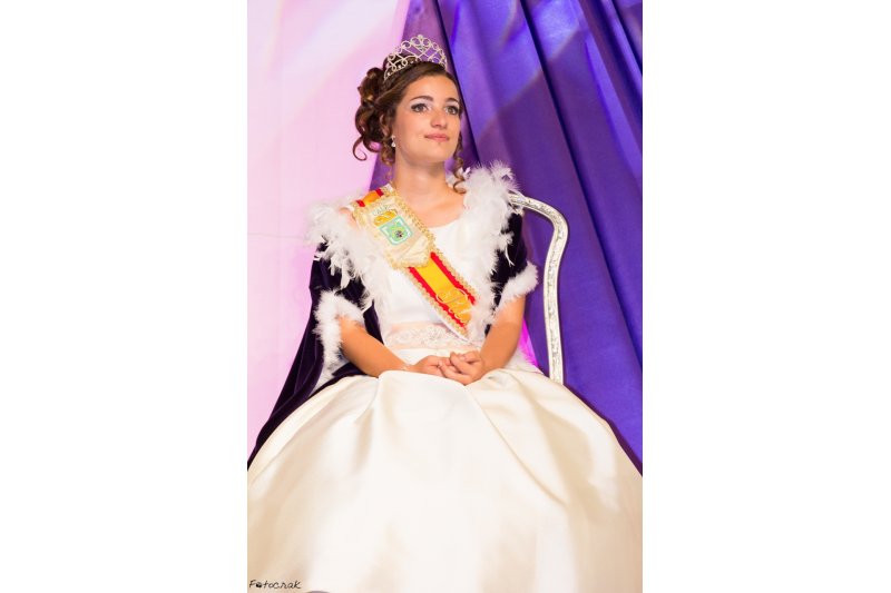 Neus Ivars y Mara Crespo, reinas de fiestas de Calp Neus Ivars y Mara Crespo, reinas de fiestas de Calp