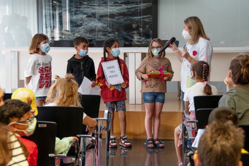 El Hospital de Dénia celebra el Día del Niño Hospitalizado con muchos besos y una visita virtual a la planta de Pediatría El Hospital de Dénia celebra el Día del Niño Hospitalizado con muchos besos y una visita virtual a la planta de Pediatría